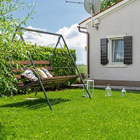 Istranka In Frkeči Ferienhaus